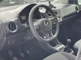 Volkswagen Up! (2023) thumbnail 3