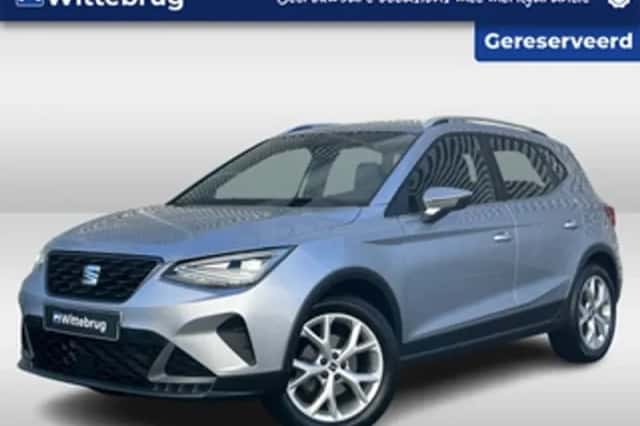 SEAT Arona (2023) thumbnail 1