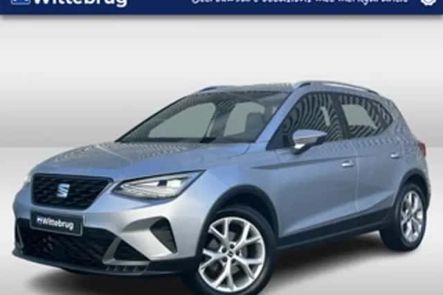 SEAT Arona (2023) thumbnail 1