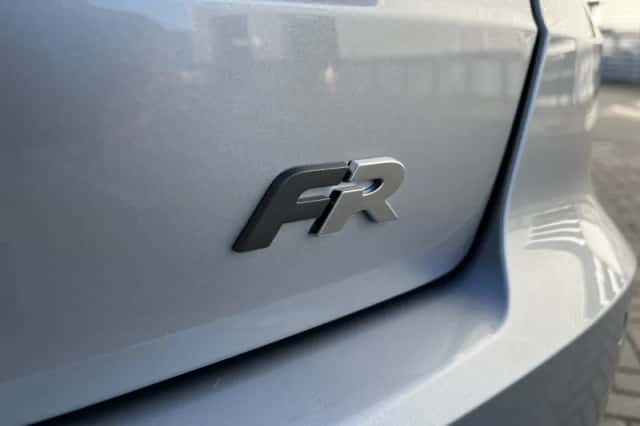 SEAT Arona (2023) thumbnail 3