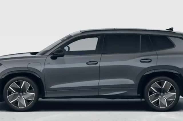 Volkswagen Tayron (2025) thumbnail 2