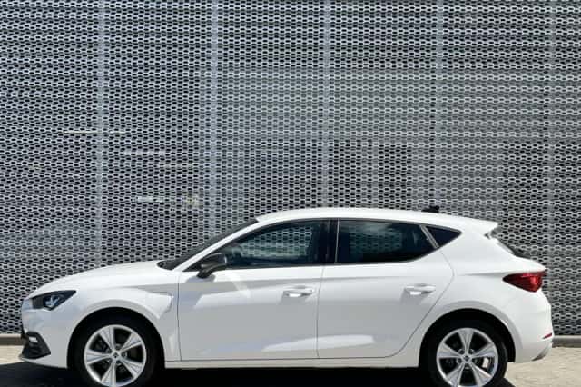 SEAT Leon (2021) thumbnail 6