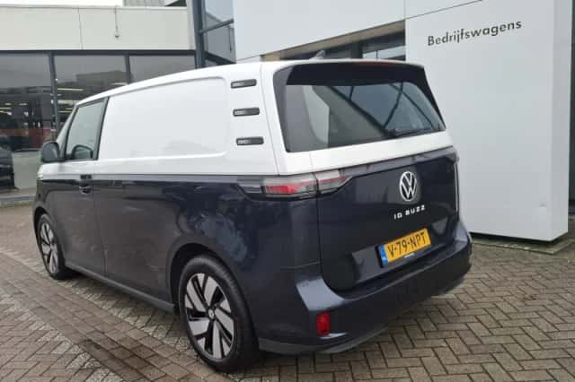 Volkswagen ID. Buzz (2025) thumbnail 4