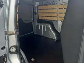 Volkswagen Caddy (2024) thumbnail 17