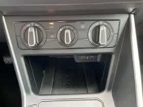 Volkswagen Polo (2023) thumbnail 21