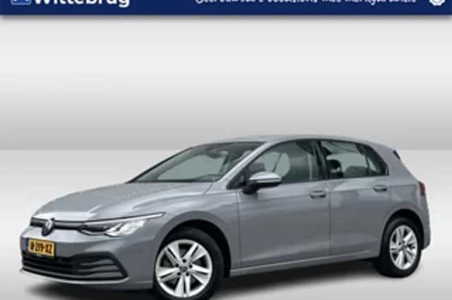 Volkswagen Golf (2021) thumbnail 1