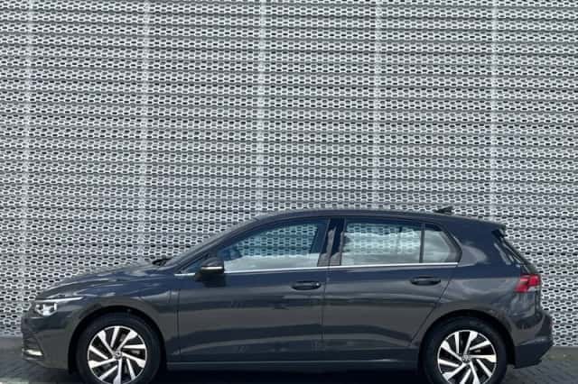 Volkswagen Golf (2021) thumbnail 6