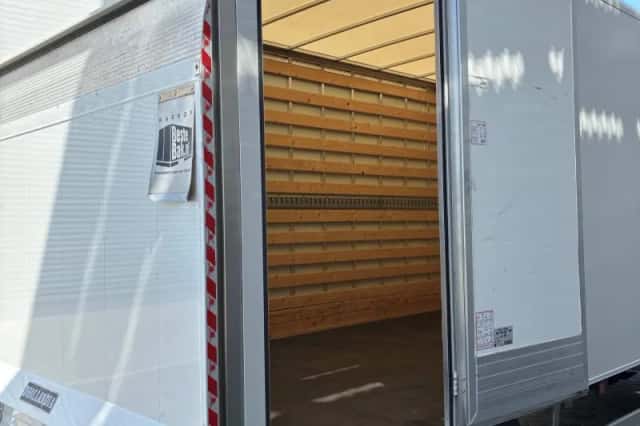 Volkswagen Crafter (2023) thumbnail 6
