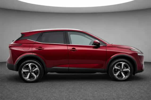 Nissan Qashqai (2023) thumbnail 3