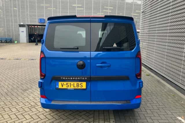 Volkswagen Transporter (2024) thumbnail 4