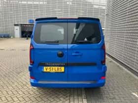 Volkswagen Transporter (2024) thumbnail 4
