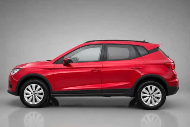 SEAT Arona (2018) thumbnail 5
