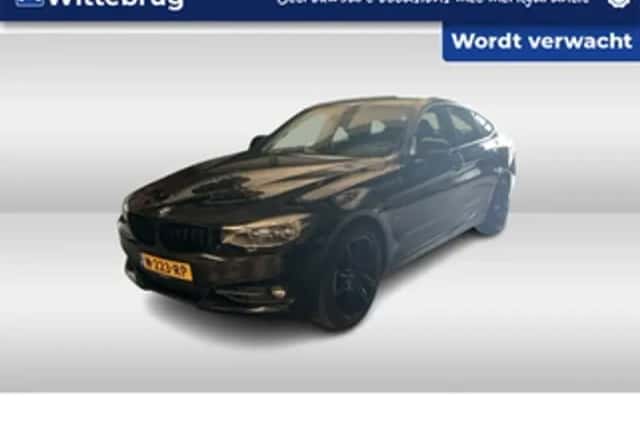 BMW 3-Serie (2018) thumbnail 1