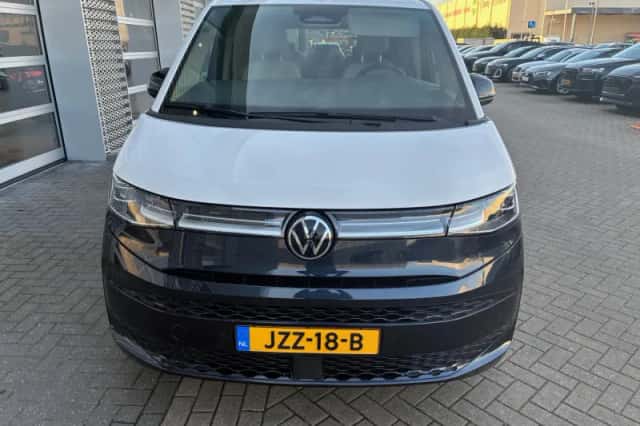 Volkswagen Multivan (2026) thumbnail 2