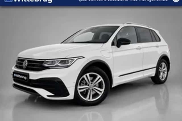 Volkswagen Tiguan (2023) thumbnail 1