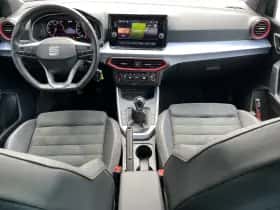SEAT Arona (2023) thumbnail 15