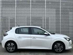 Peugeot 208 (2020) thumbnail 9