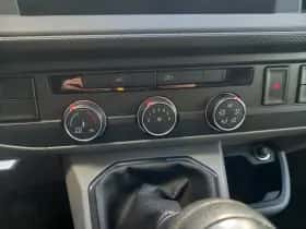 Volkswagen Transporter (2023) thumbnail 19