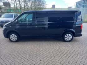 Volkswagen Transporter (2023) thumbnail 4
