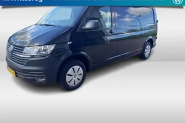 Volkswagen Transporter (2023) thumbnail 1