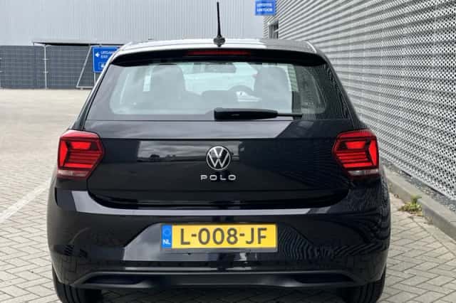 Volkswagen Polo (2021) thumbnail 6