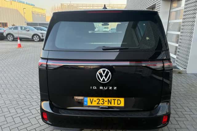 Volkswagen ID. Buzz (2025) thumbnail 6
