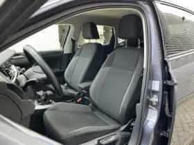 Volkswagen Polo (2022) thumbnail 13