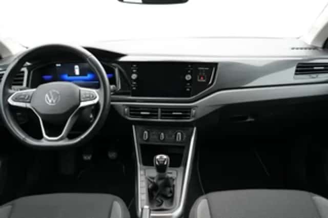 Volkswagen Polo (2022) thumbnail 5