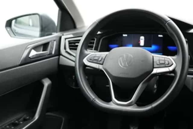 Volkswagen Polo (2022) thumbnail 6