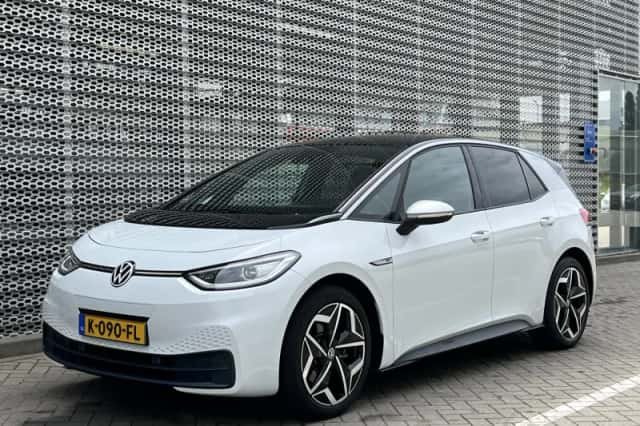 Volkswagen ID.3 (2020) thumbnail 5