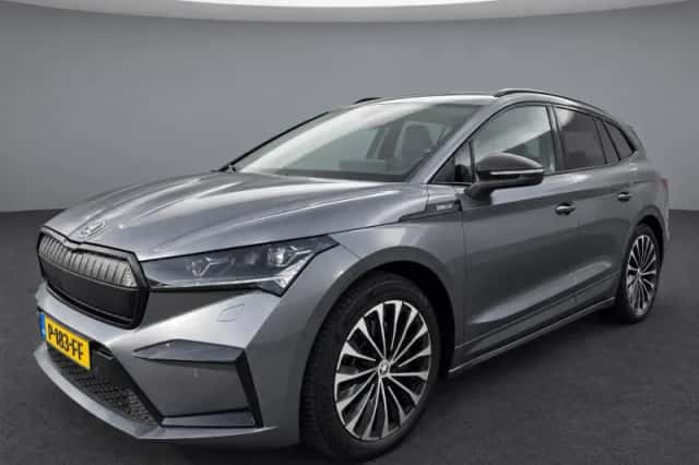 Škoda Enyaq (2022) thumbnail 4