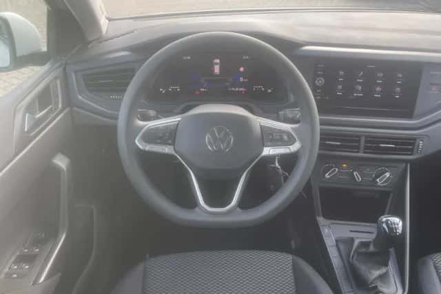 Volkswagen Polo (2024) thumbnail 6