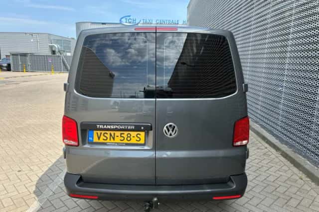 Volkswagen Transporter (2022) thumbnail 6