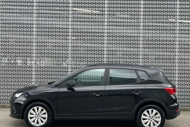 SEAT Arona (2022) thumbnail 5
