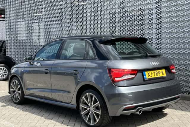 Audi A1 (2019) thumbnail 6