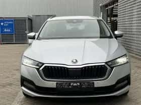 Škoda Octavia (2022) thumbnail 12