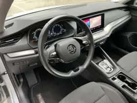 Škoda Octavia (2022) thumbnail 13