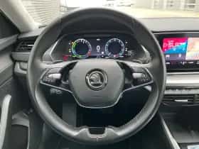 Škoda Octavia (2022) thumbnail 15