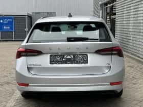 Škoda Octavia (2022) thumbnail 8