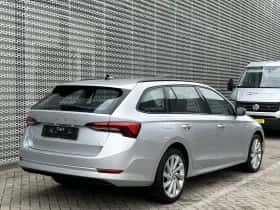 Škoda Octavia (2022) thumbnail 9