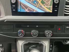 Volkswagen Transporter (2022) thumbnail 10