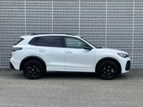 Volkswagen Tiguan (2024) thumbnail 5