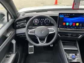 Volkswagen Tiguan (2024) thumbnail 7