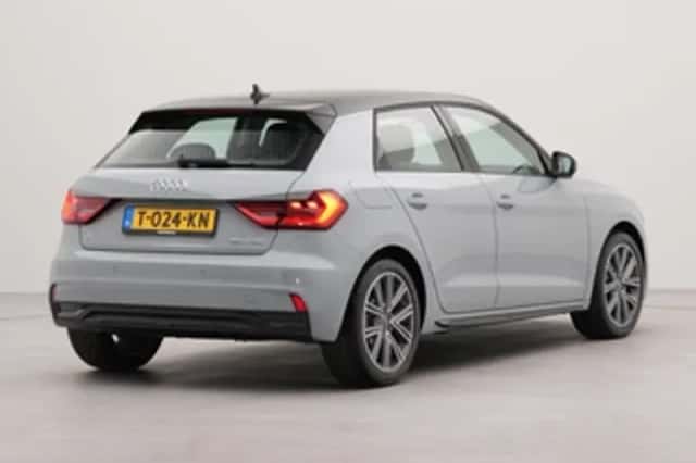 Audi A1 (2023) thumbnail 2