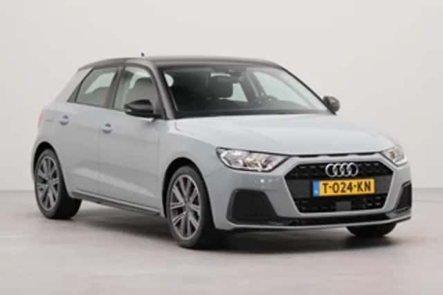 Audi A1 (2023) thumbnail 3