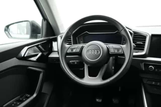 Audi A1 (2023) thumbnail 6