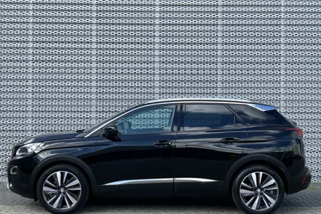 Peugeot 3008 (2020) thumbnail 6