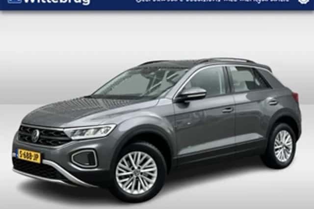 Volkswagen T-Roc (2022) thumbnail 1