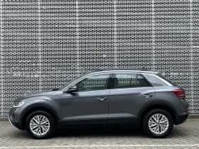 Volkswagen T-Roc (2022) thumbnail 6