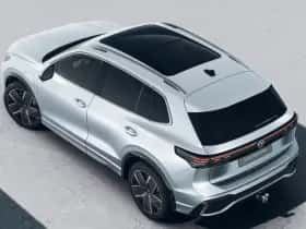 Volkswagen Tiguan (2025) thumbnail 4